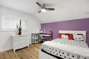  Photo 36
