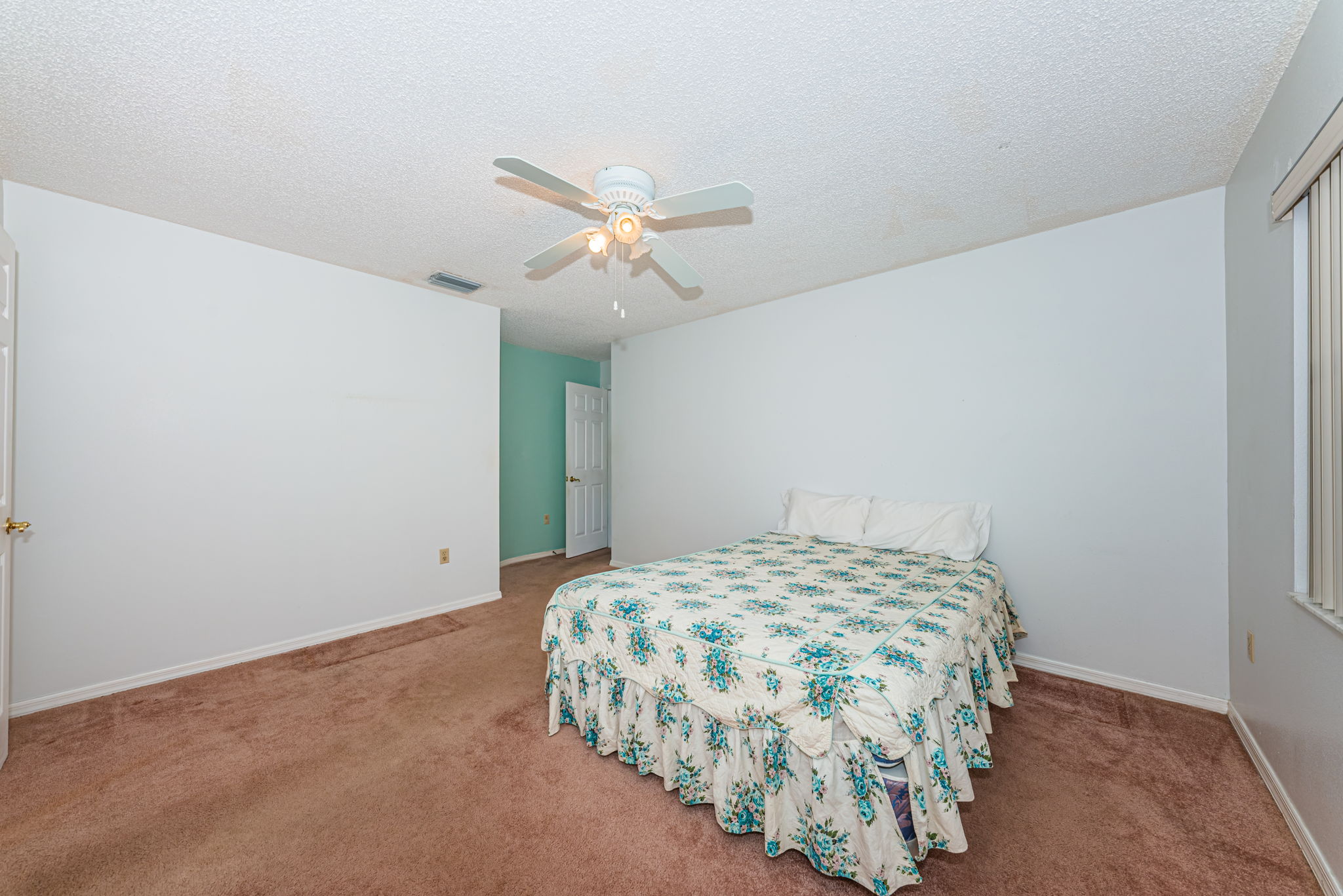 Primary Bedroom 1b