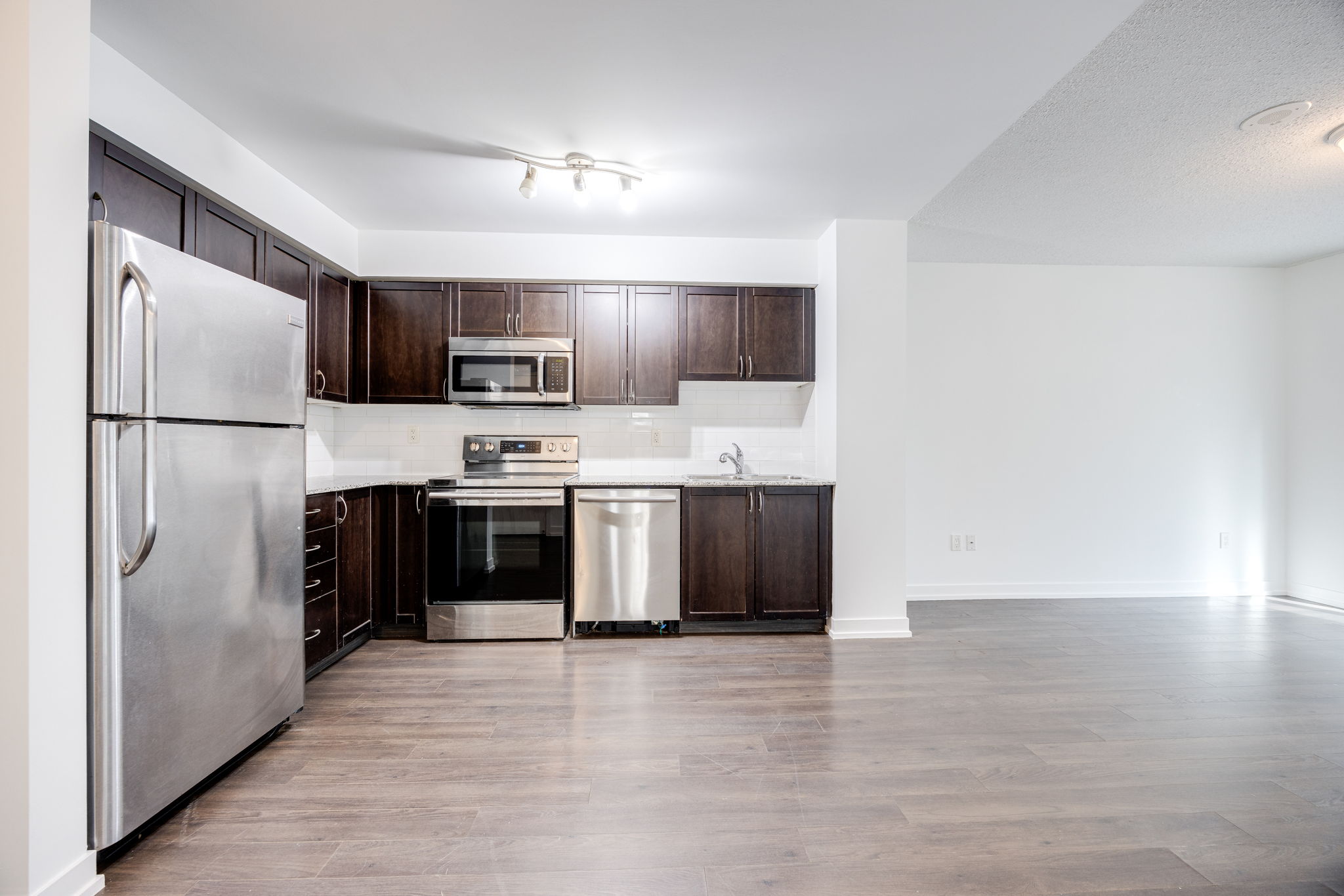 Toronto property showcase — delivered property photograph 6