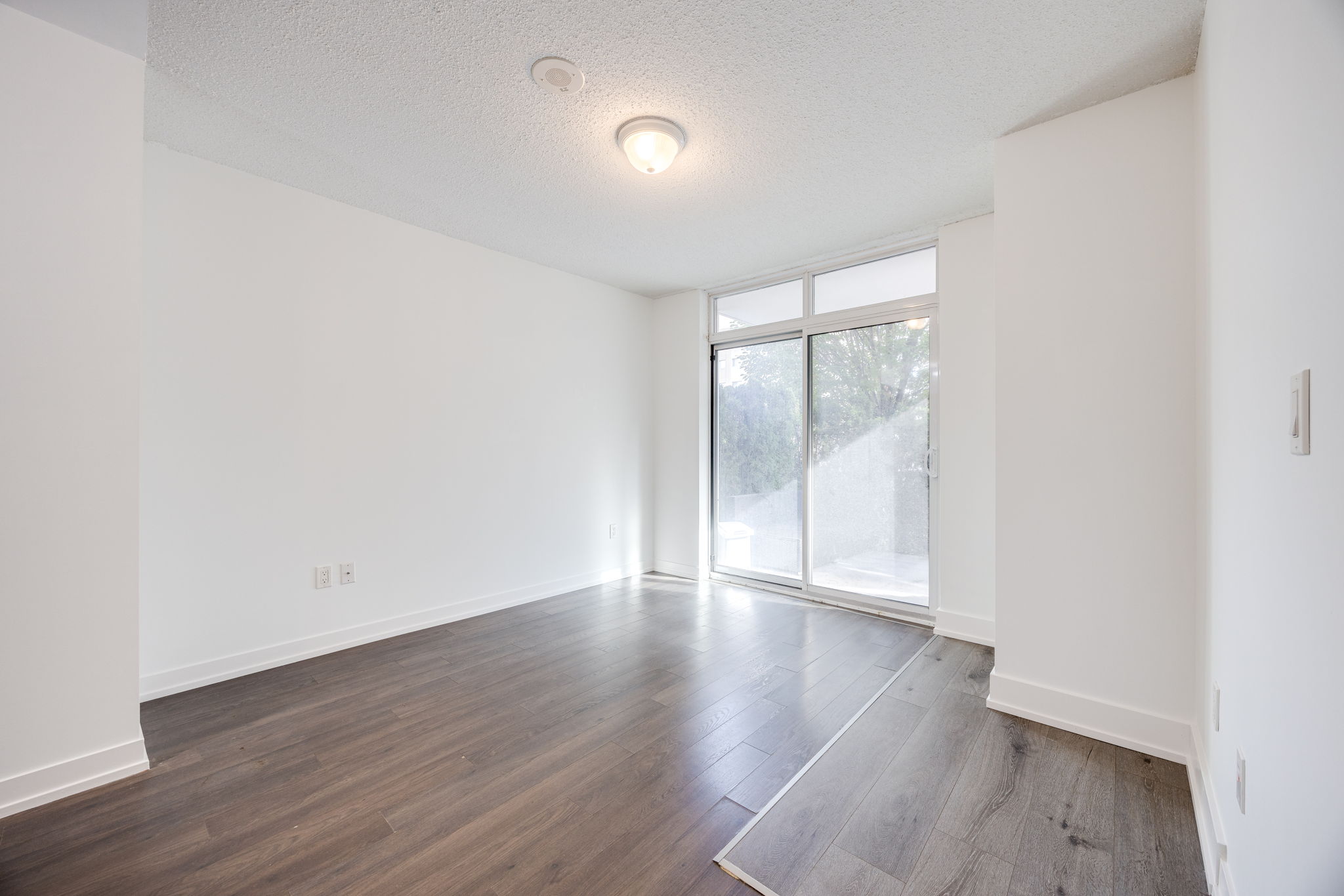Toronto property showcase — delivered property photograph 8