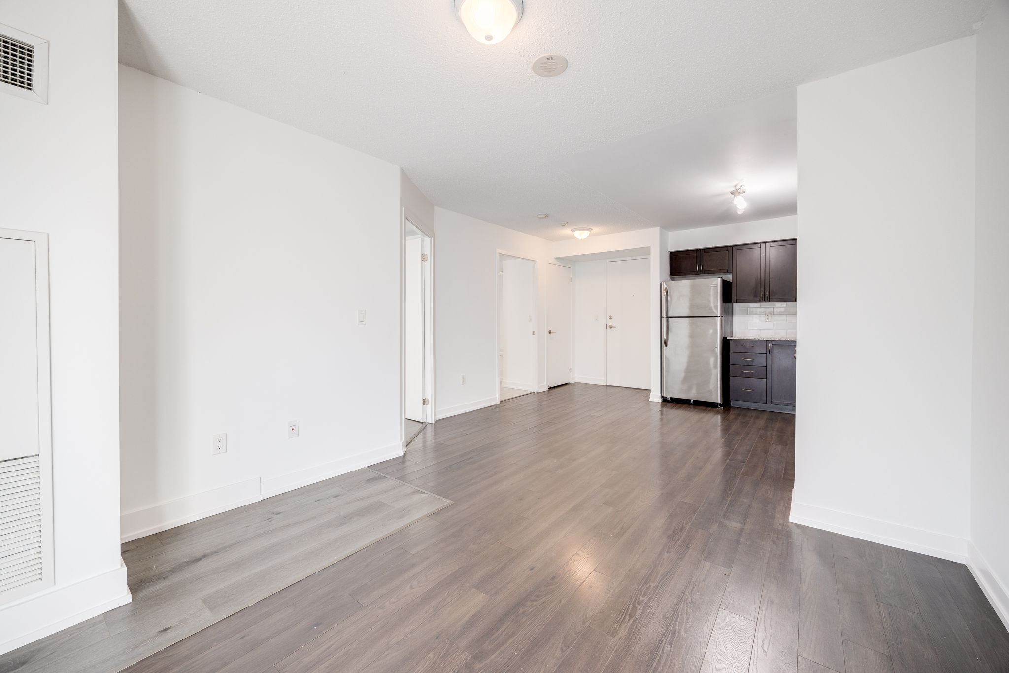 Toronto property showcase — delivered property photograph 11