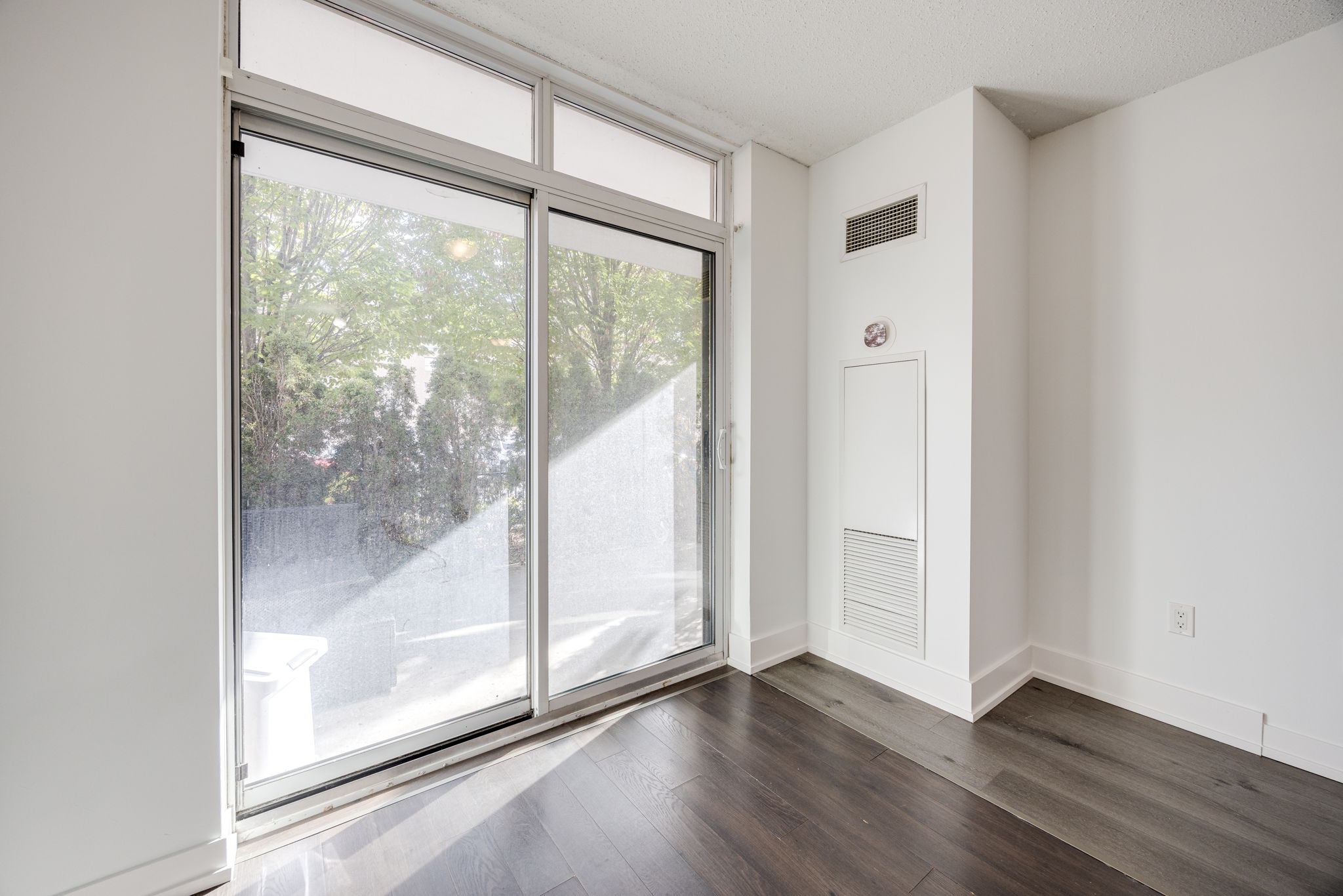 Toronto property showcase — delivered property photograph 13