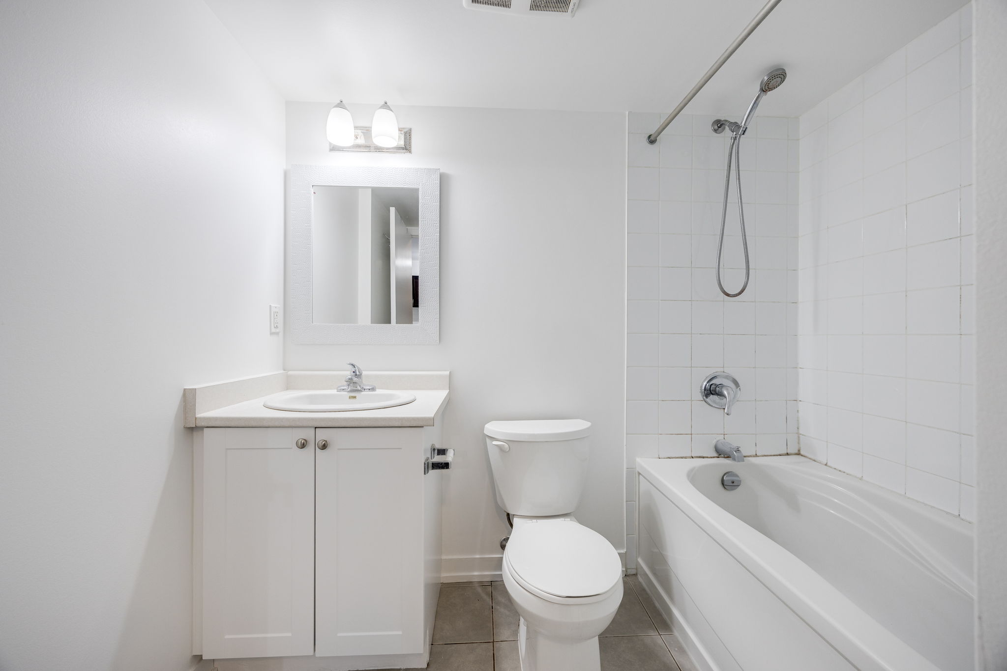 Toronto property showcase — delivered property photograph 16