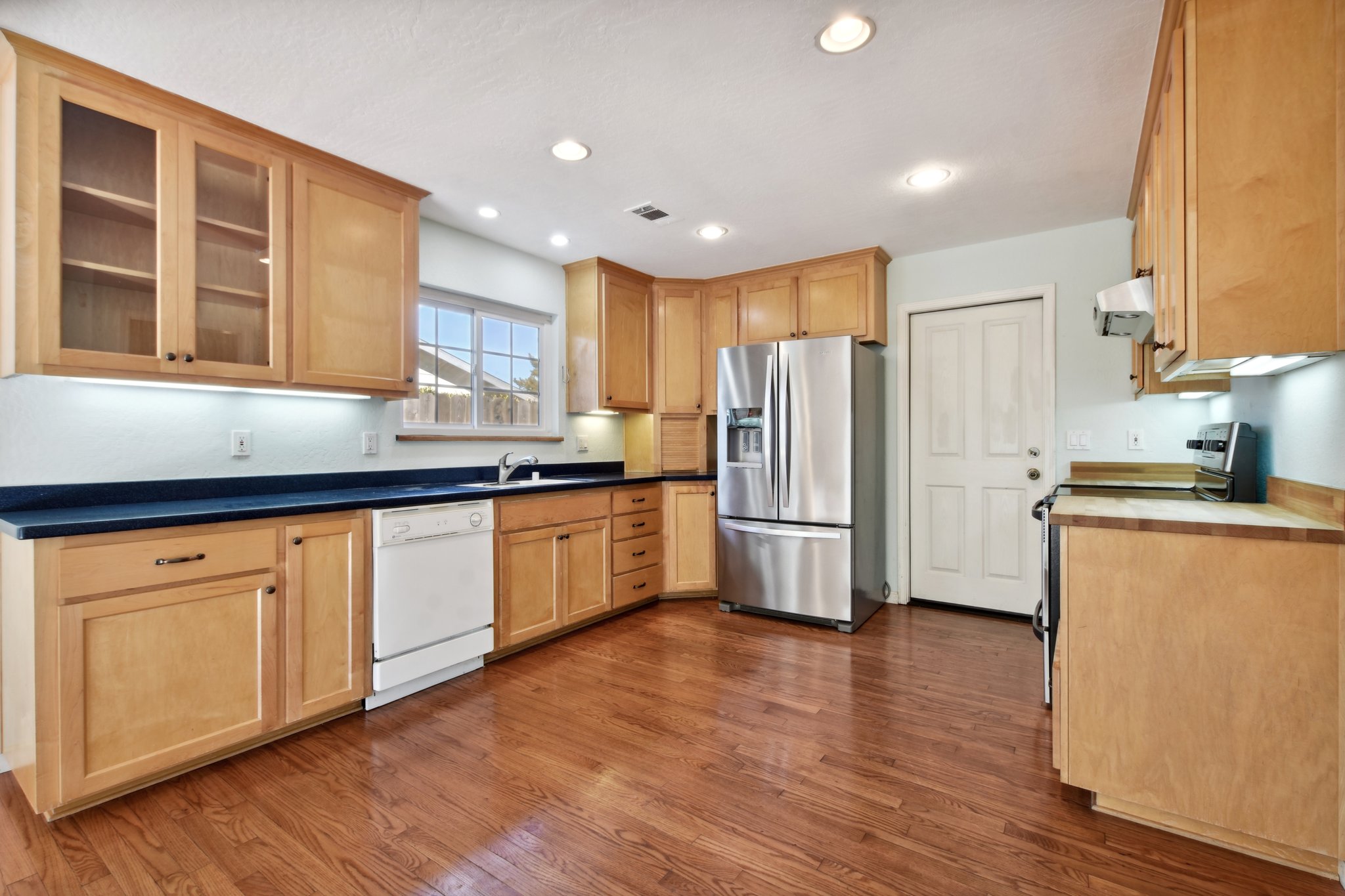 Linwood St-007.jpg