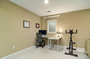 812 Oak Ridge Ct W, Burnsville, MN 55306, USA Photo 31