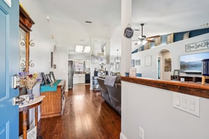 Ridge Ave-S1811-006.jpg