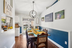 Ridge Ave-S1811-011.jpg