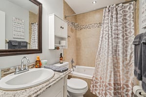 Ridge Ave-S1811-016.jpg