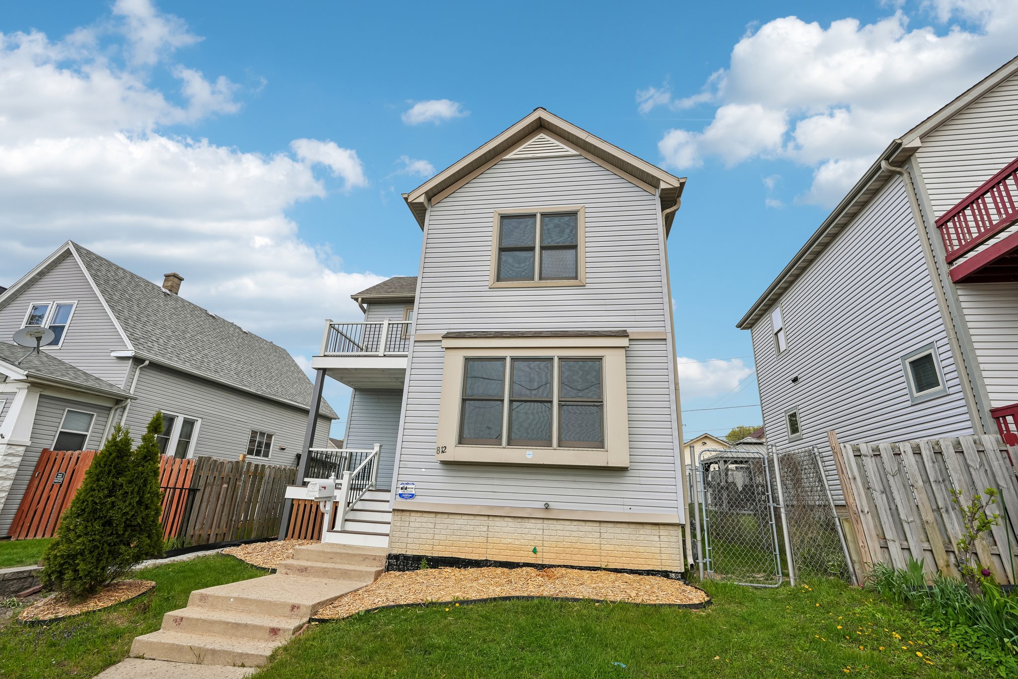 S 39th St-S0805-002.jpg
