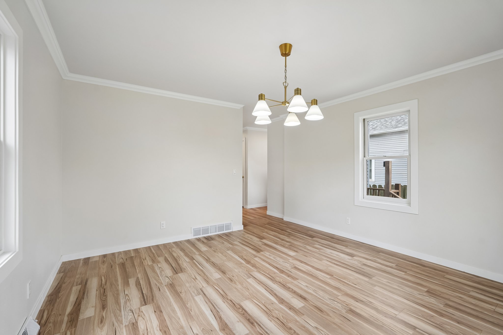 S 39th St-S0805-009.jpg