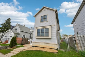 S 39th St-S0805-003.jpg