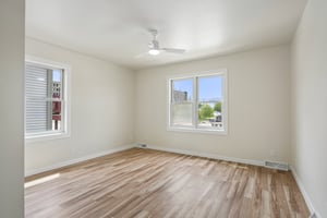 S 39th St-S0805-022.jpg