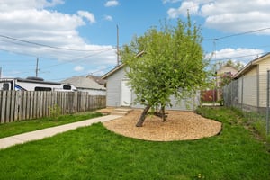 S 39th St-S0805-041.jpg