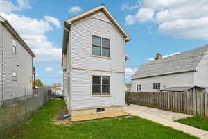 S 39th St-S0805-038r.jpg