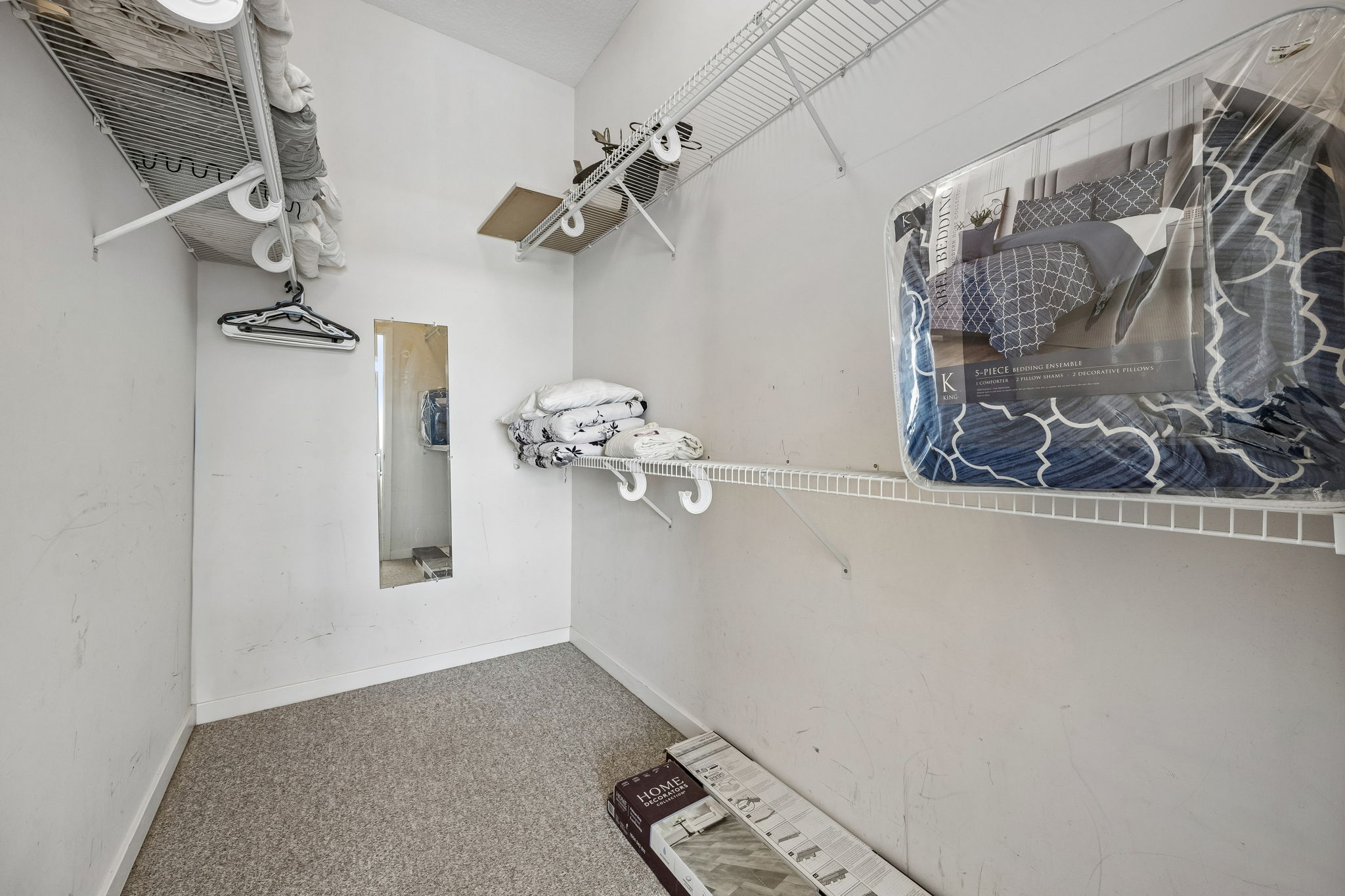 Primary Bedroom Closet