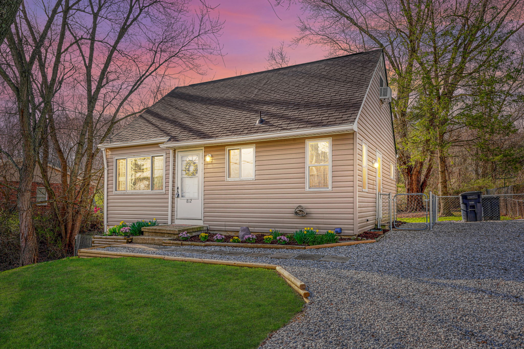 812 Spring St Virtual Twilight
