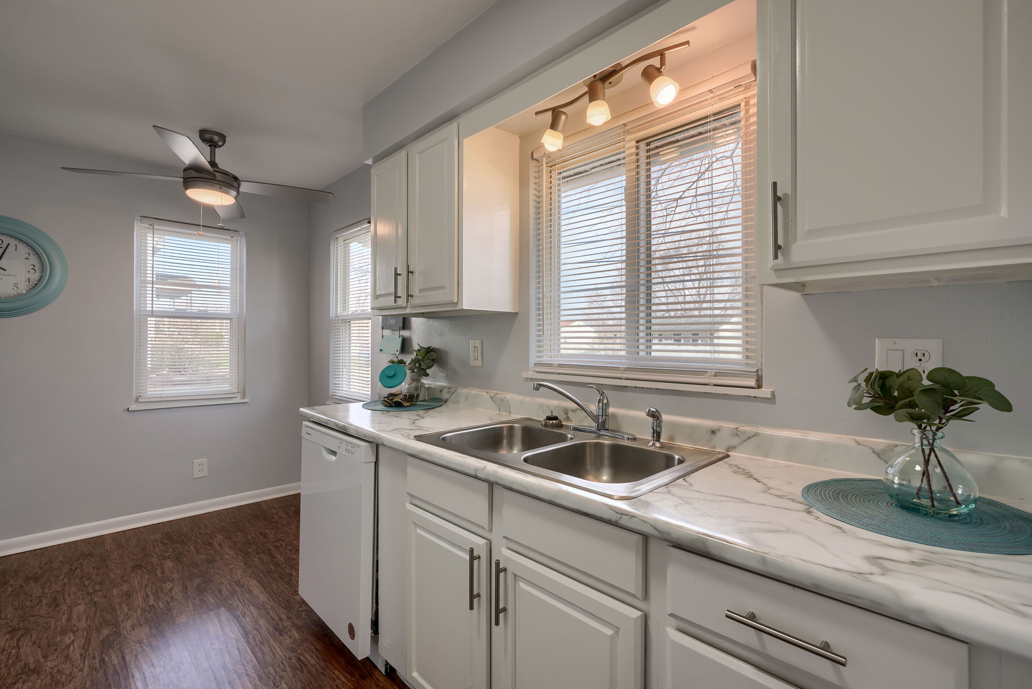 812 Spring St (47)