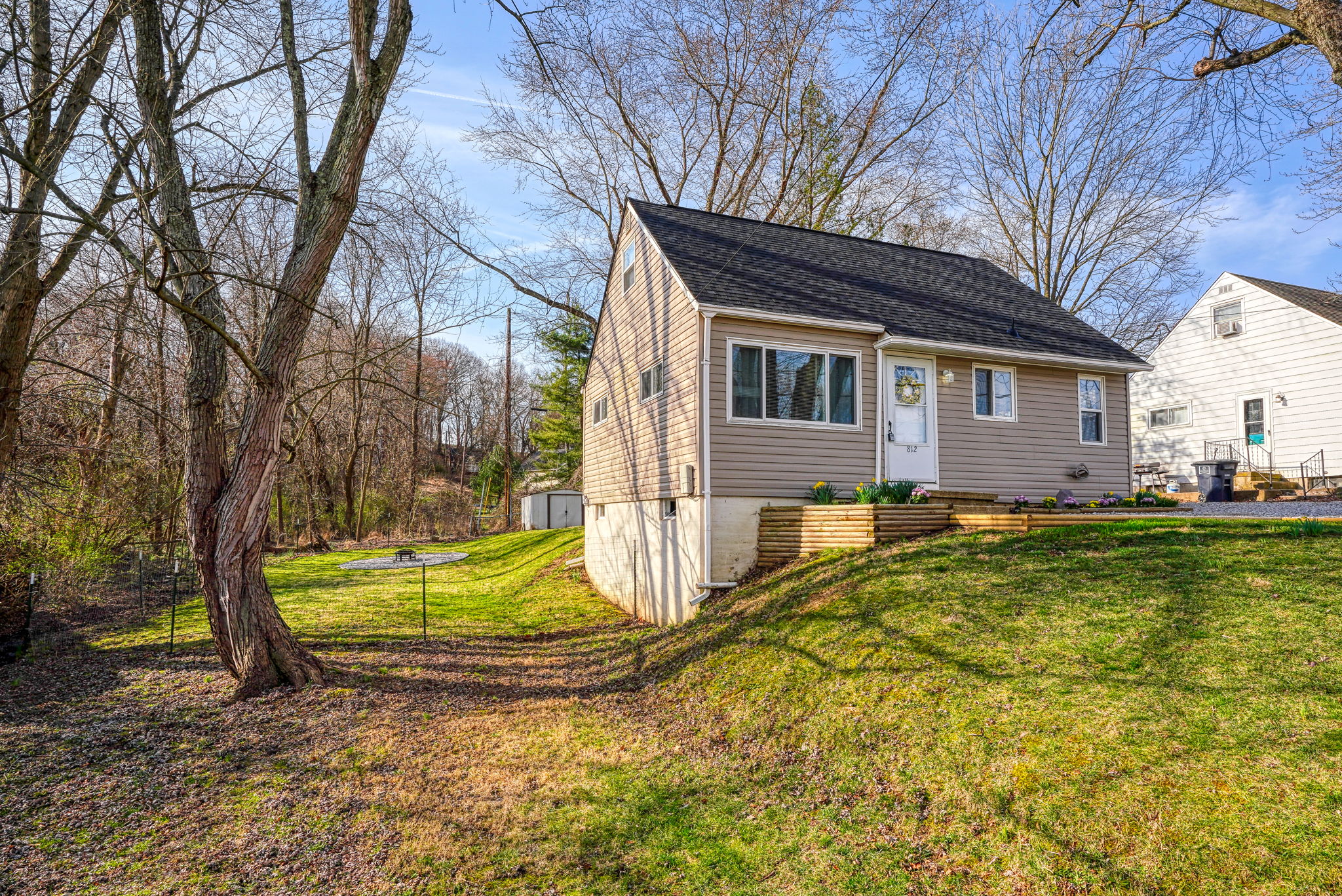 812 Spring St (18)
