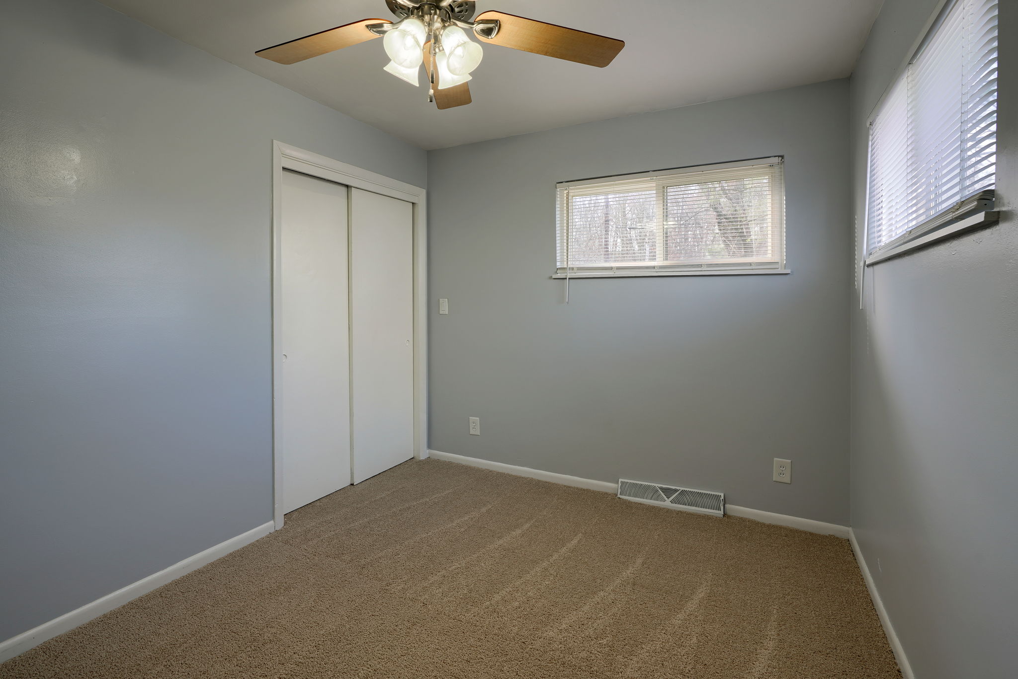 812 Spring St (25)