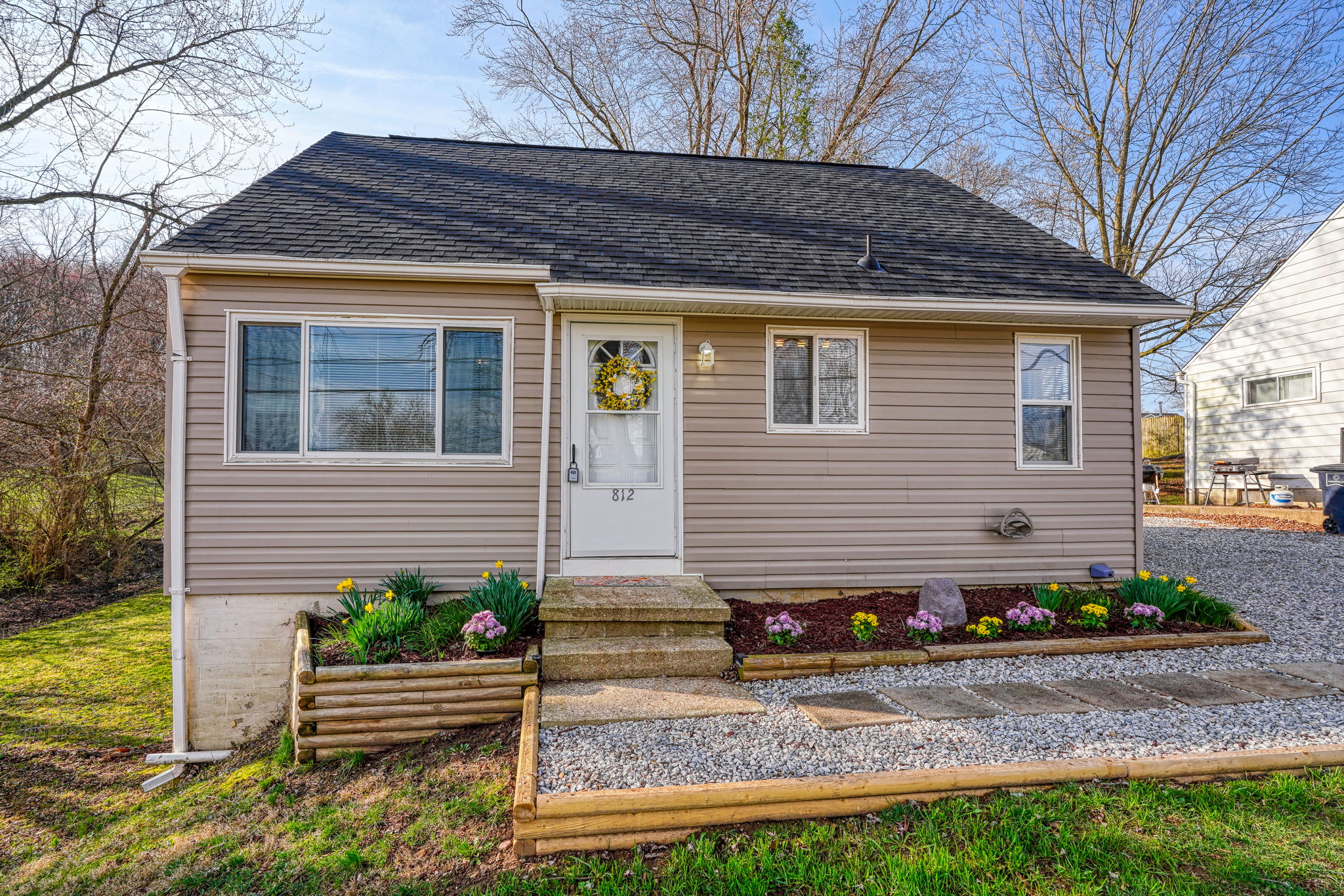 812 Spring St (58)