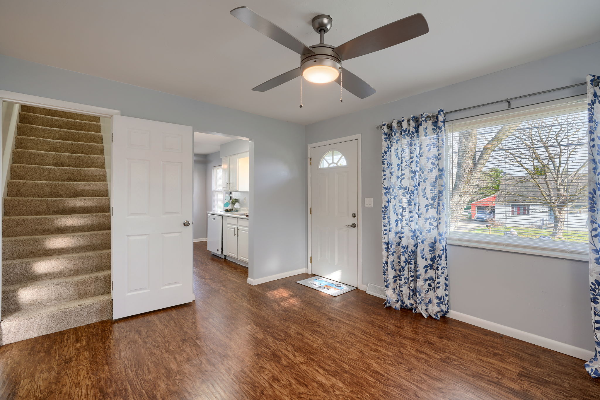 812 Spring St (40)