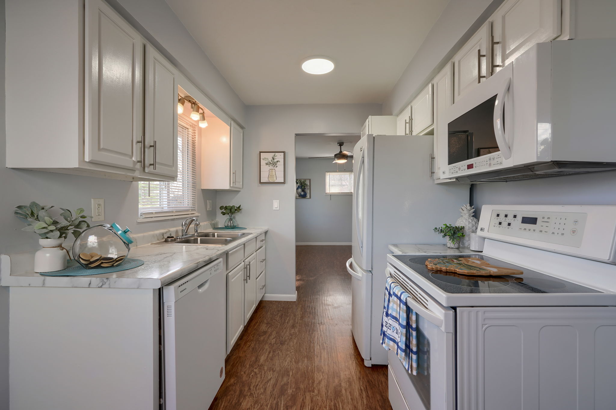 812 Spring St (48)