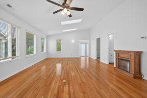 Living/Dining Room