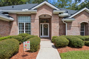 Front Entry Detail