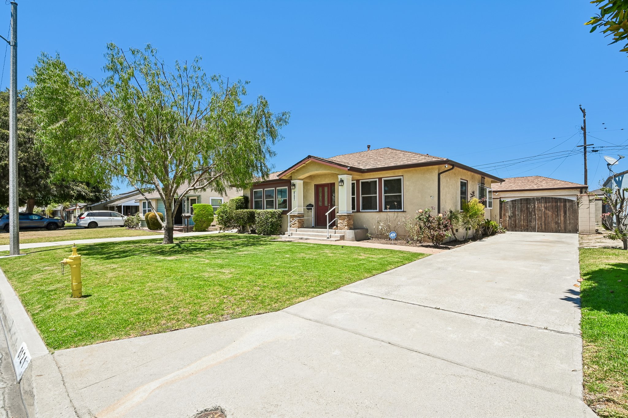 Adoree St-S0807-003.jpg