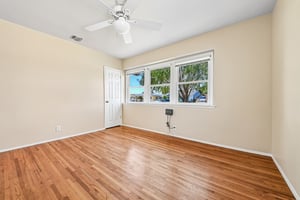 Adoree St-S0807-017.jpg