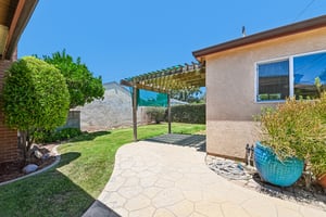 Adoree St-S0807-029.jpg