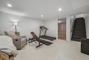  Photo 33
