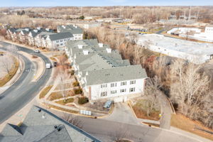03_Exterior