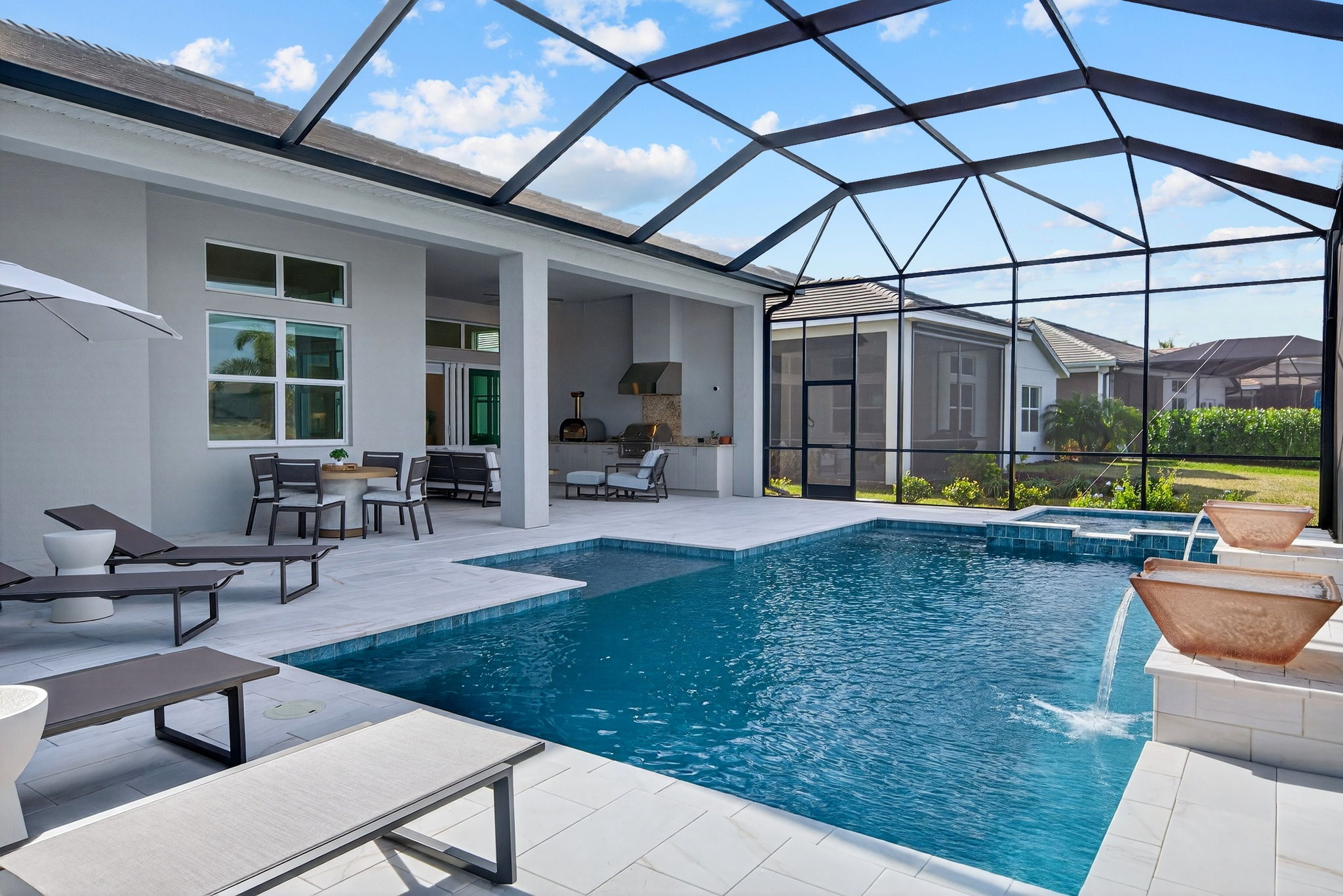  Photo 87