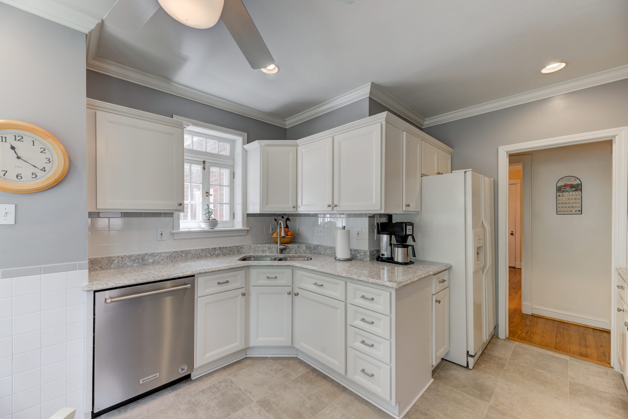 8 Kitchen