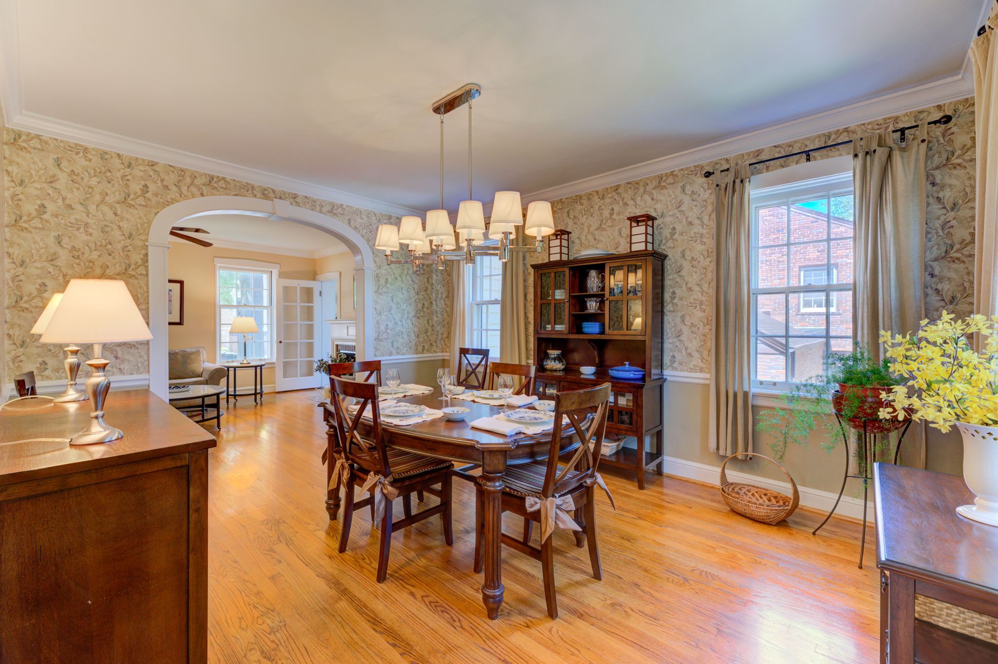 7 Dining Room