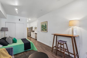 8124 SE 6th Ave-Unit 202-S1507-010