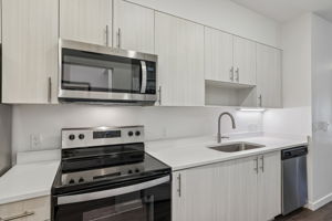 8124 SE 6th Ave-Unit 202-S1507-016