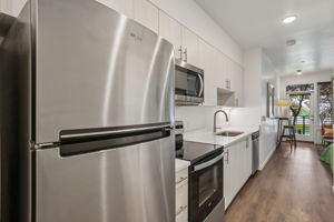 8124 SE 6th Ave-Unit 202-S1507-018