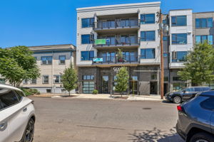 8124 SE 6th Ave-Unit 406-S1507-003
