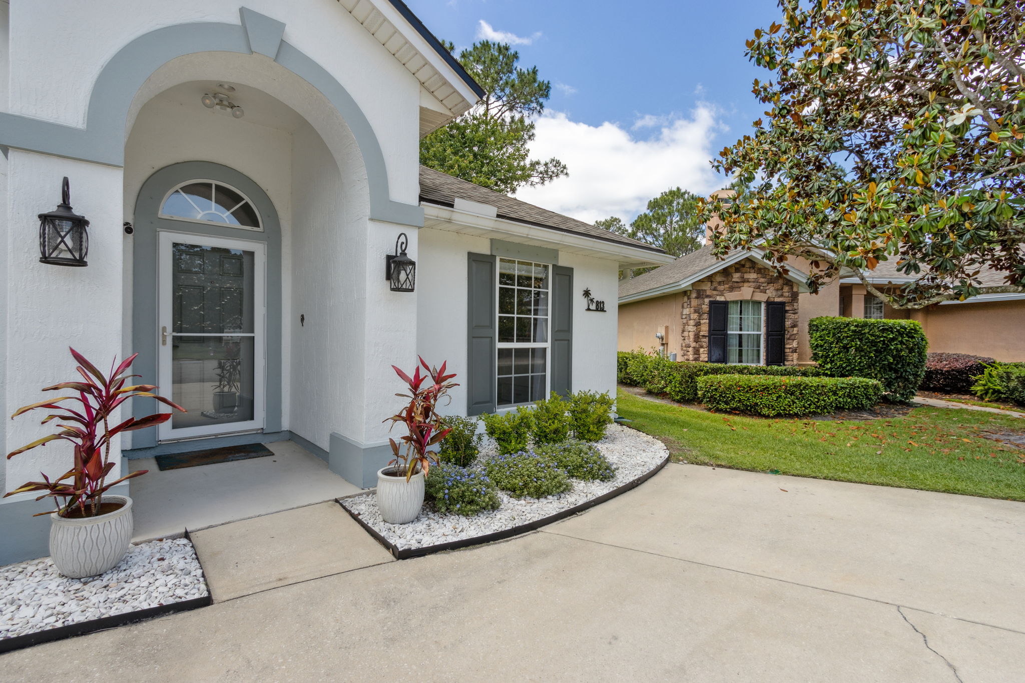 Front Entry Detail
