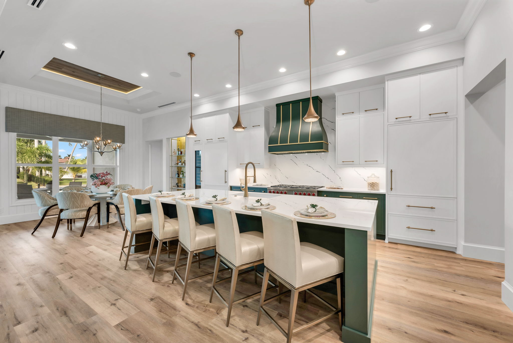 Breakfast Bar - Kitchen