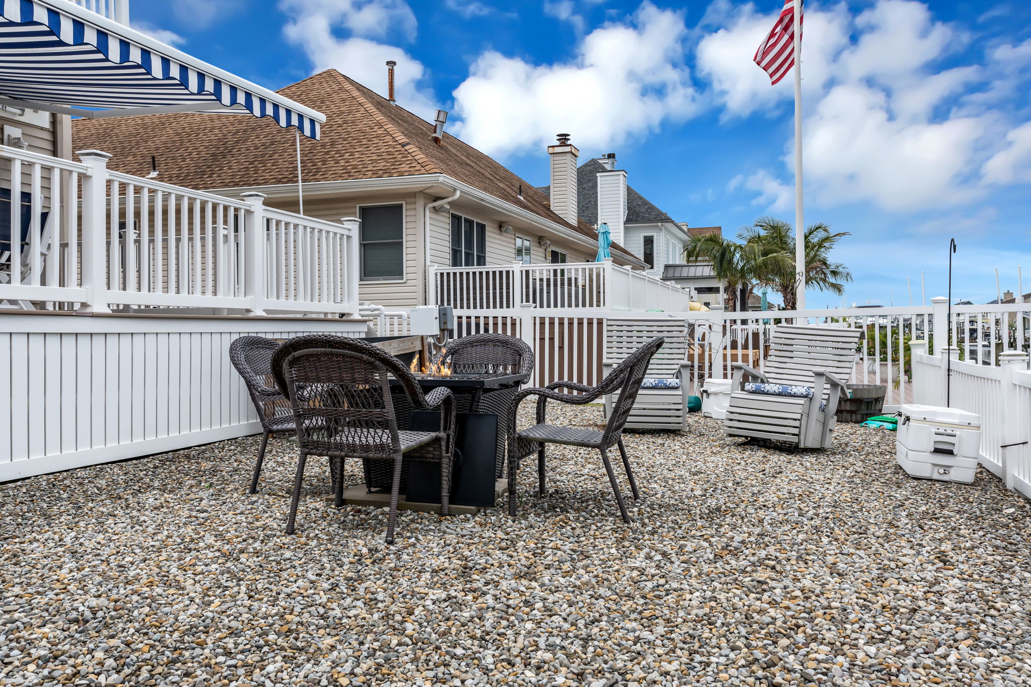  Photo 48