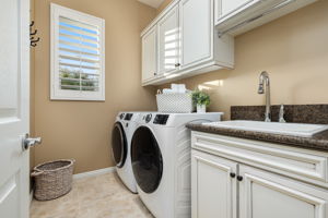  Photo 59