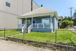  Photo 0