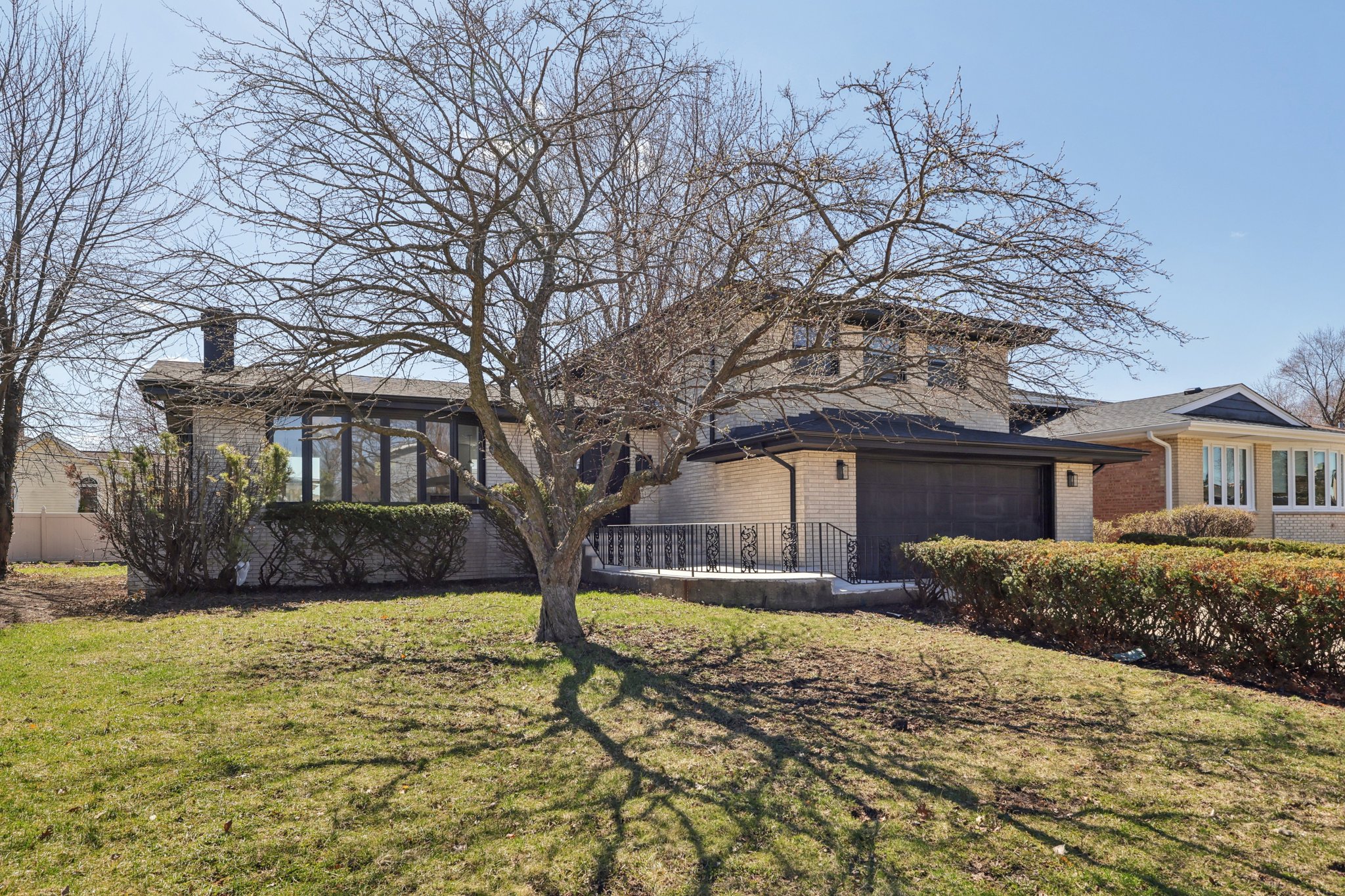 W Rascher Ave-S2803-002.jpg