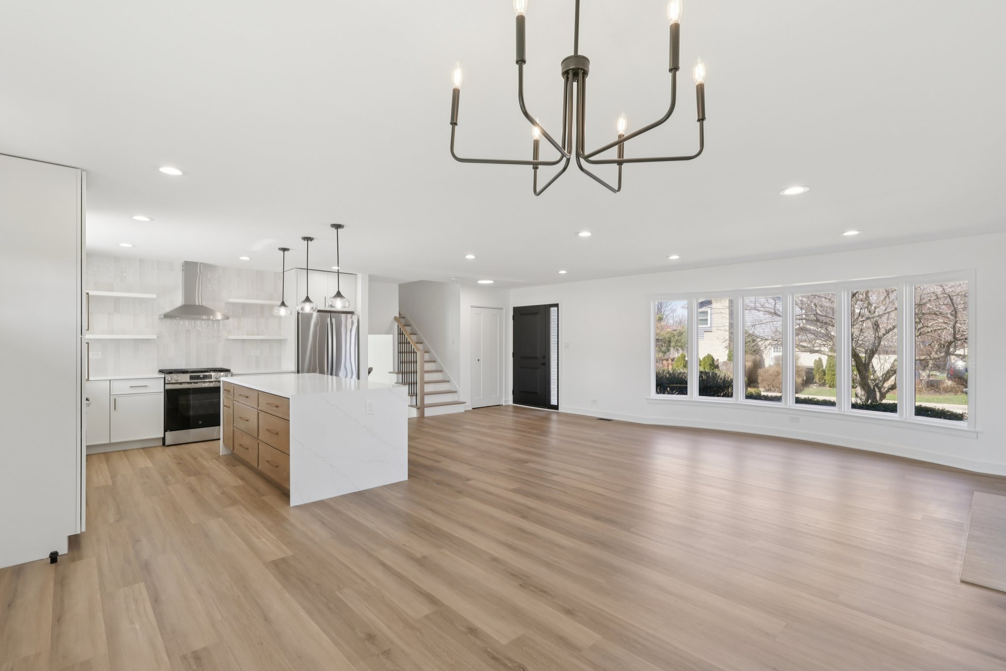 W Rascher Ave-S2803-006.jpg