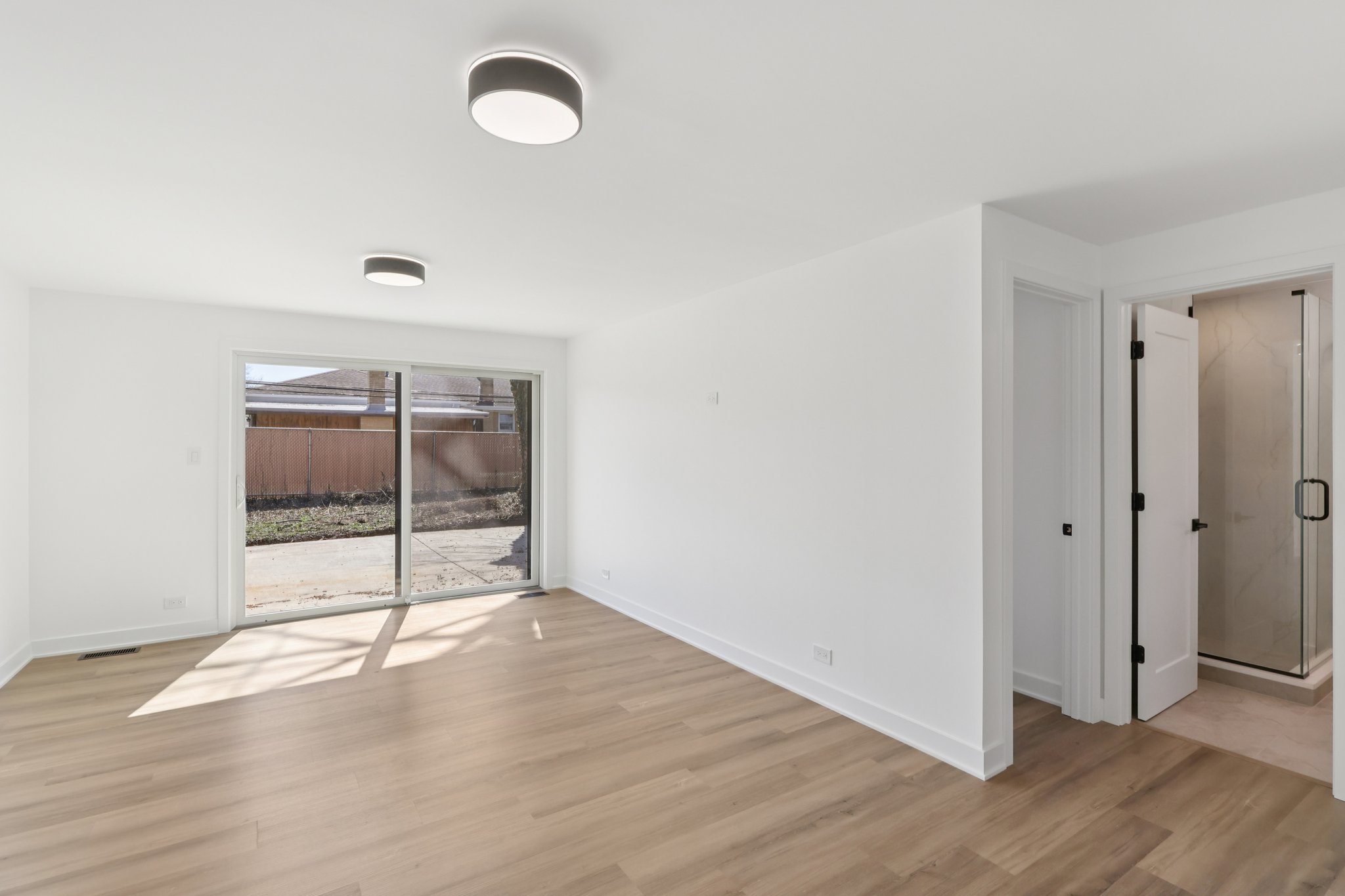 W Rascher Ave-S2803-027.jpg