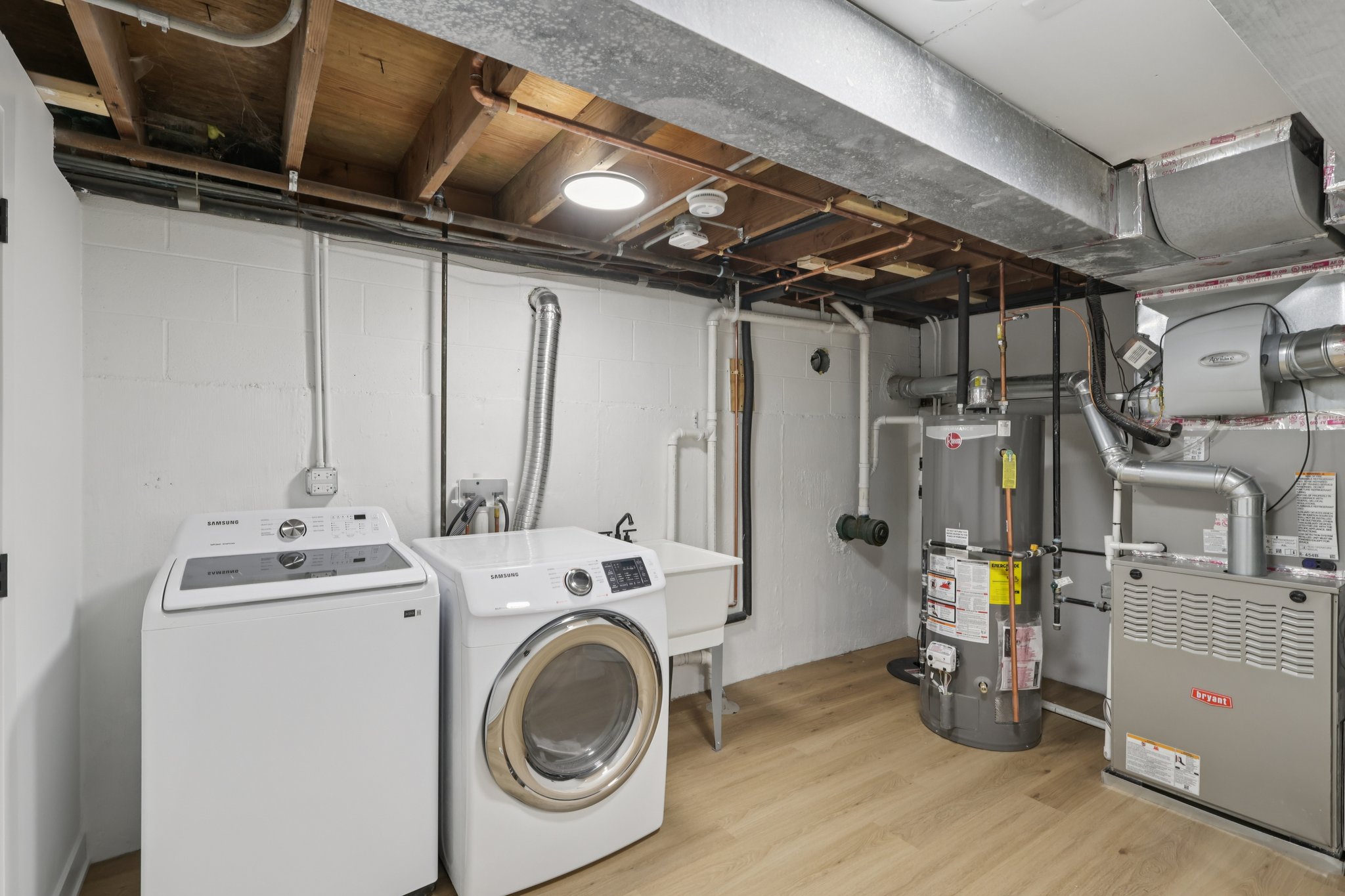 W Rascher Ave-S2803-034.jpg