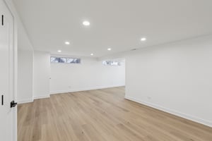 W Rascher Ave-S2803-012.jpg